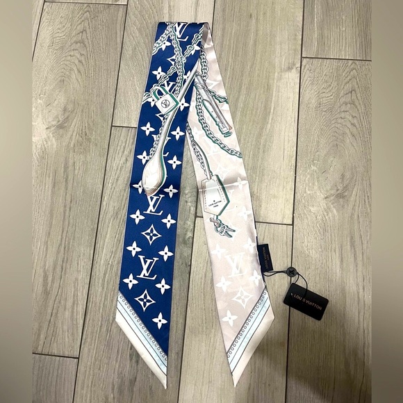 Louis Vuitton LV Ultimate Monogram Bandeau Silk Twilly Scarf (Pre-Owned) - Picture 1 of 3